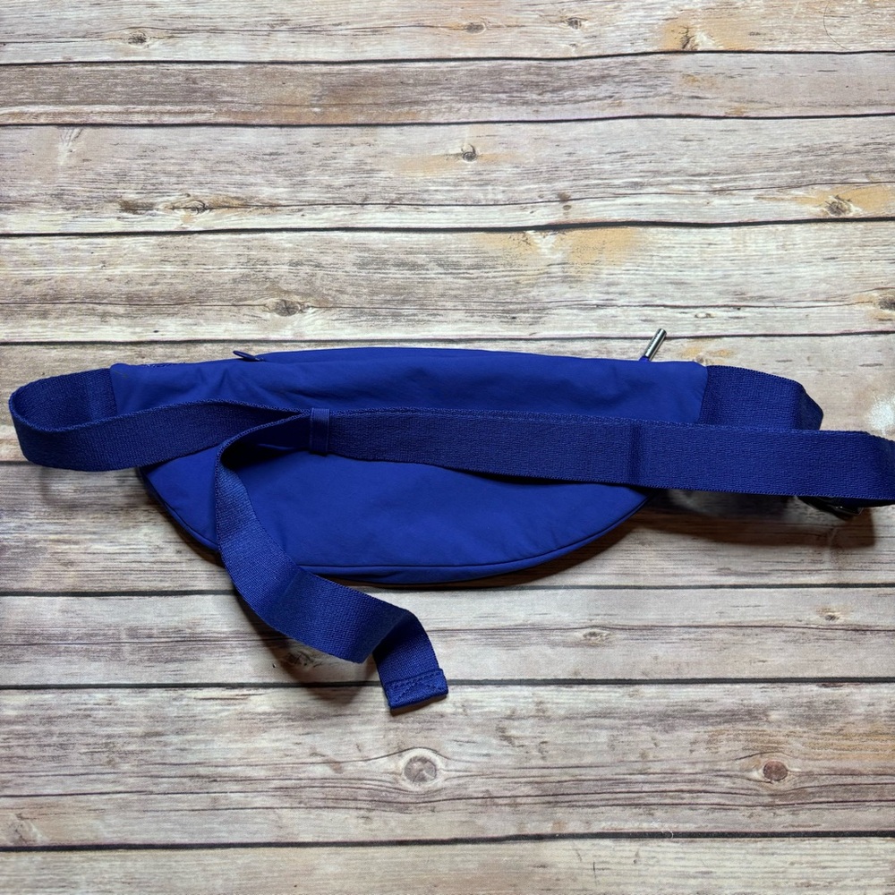 Athleta KINETIC WAIST BAG - Picture 3 of 7
